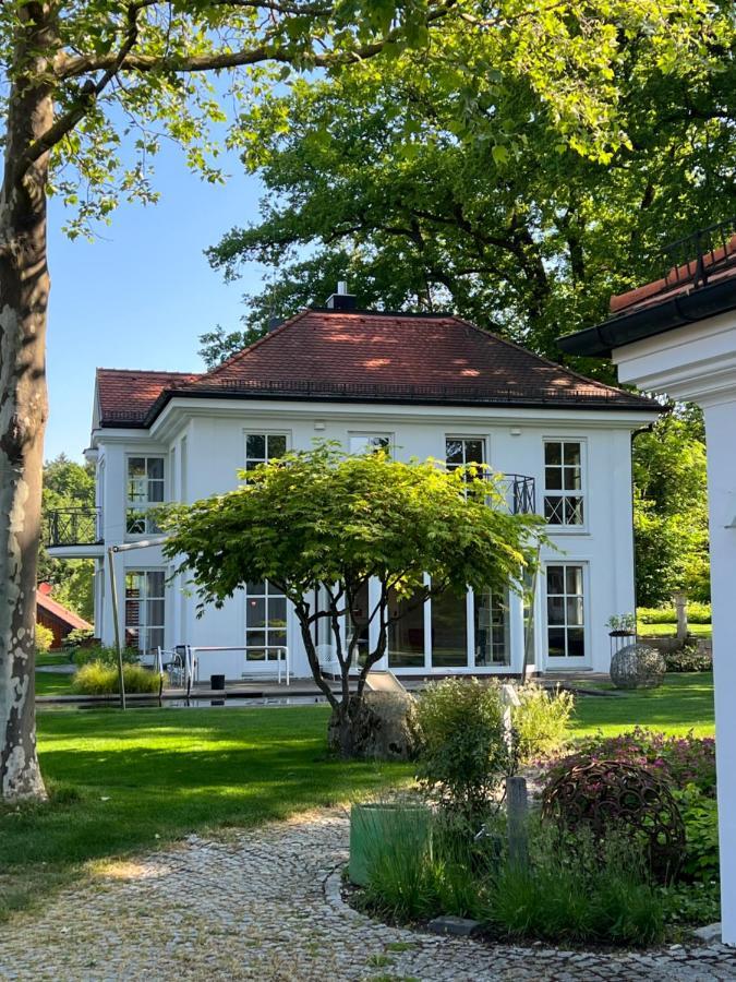 Herrenhaus - Starnberger See - Ammerland Munsing Bagian luar foto