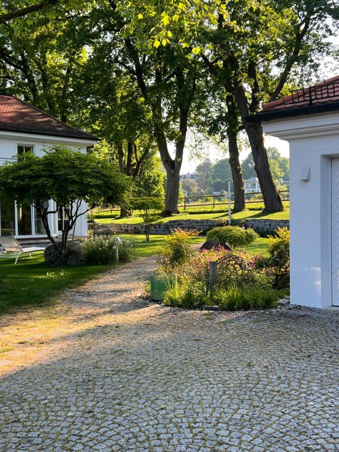 Herrenhaus - Starnberger See - Ammerland Munsing Bagian luar foto