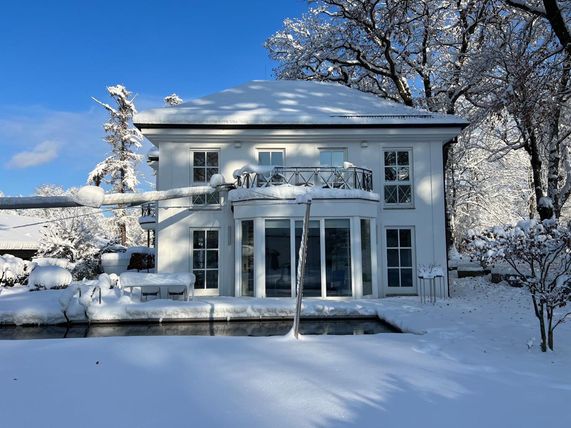 Herrenhaus - Starnberger See - Ammerland Munsing Bagian luar foto